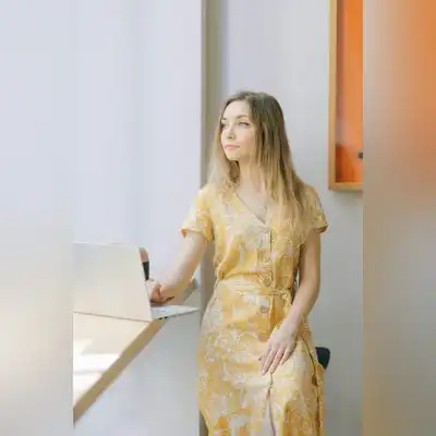 于冬建